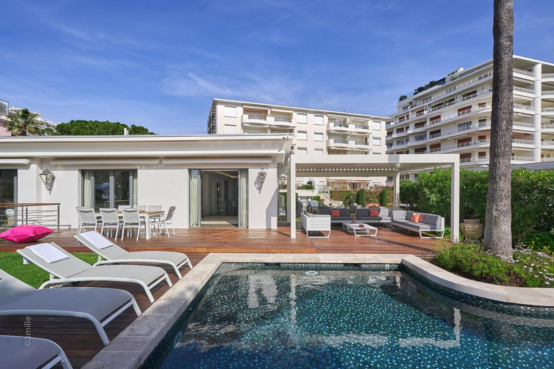 Frgk Maria Croisette Villa *